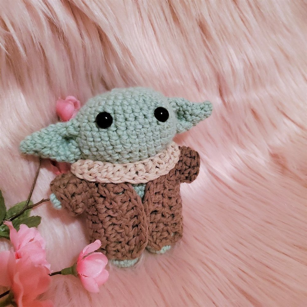 Hand Crocheted Baby Yoda Plush Amigurumi - Picture 5 of 9